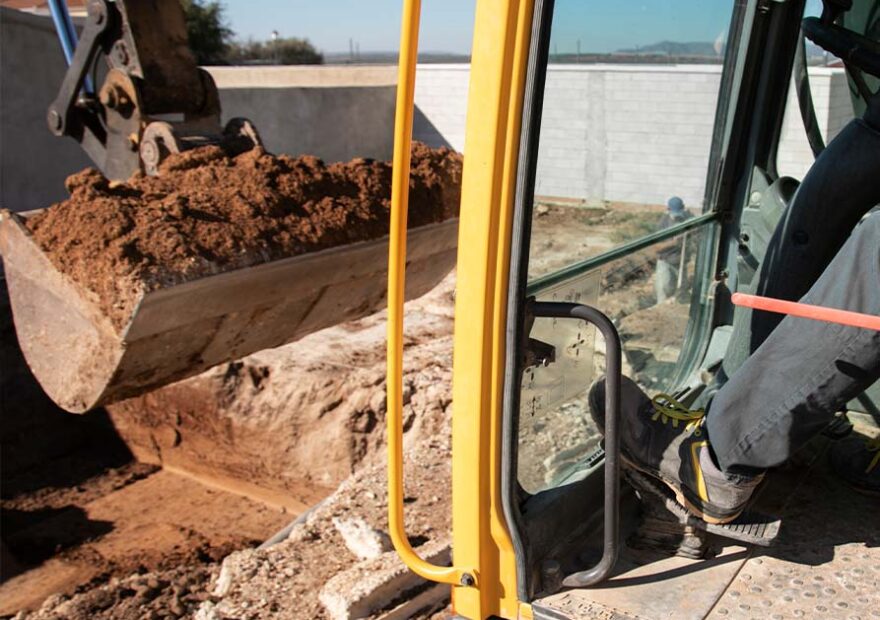 Zemné a výkopové práce - Profesionálny základ pre váš stavebný projekt